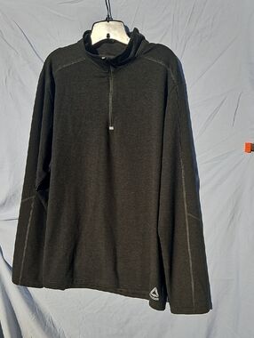 Reebok Men’s Deep Green Half-Zip Pullover    Size XL